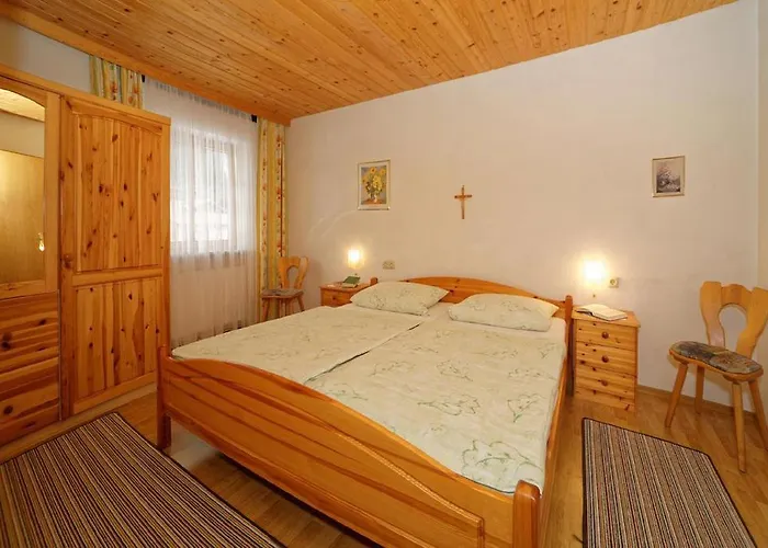 Berghof Und 게스트하우스 3*
